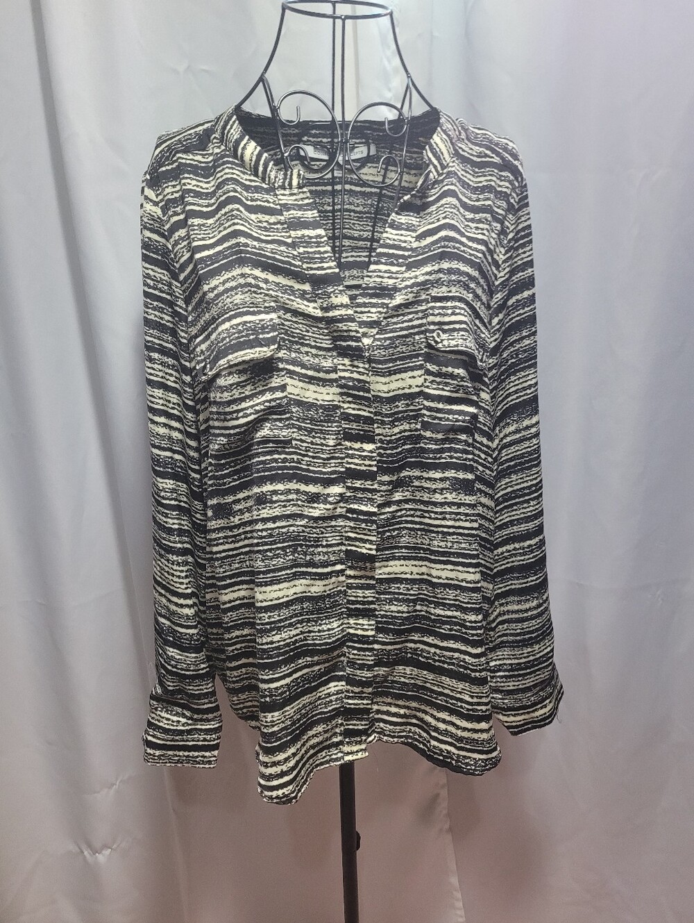 Striped V-Neck Long Sleeve Women's Top - Monochrome Black & White